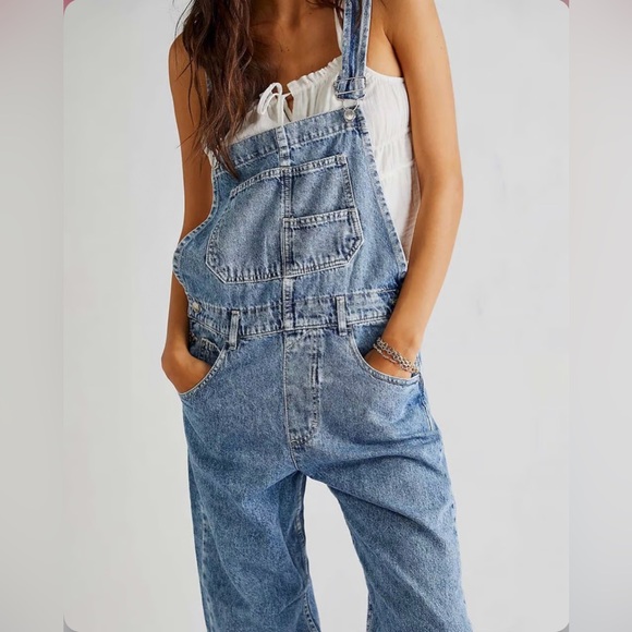▪️NWT Free People-We the Free Ziggy Denim Overalls in Powder Blue - Picture 2 of 10
